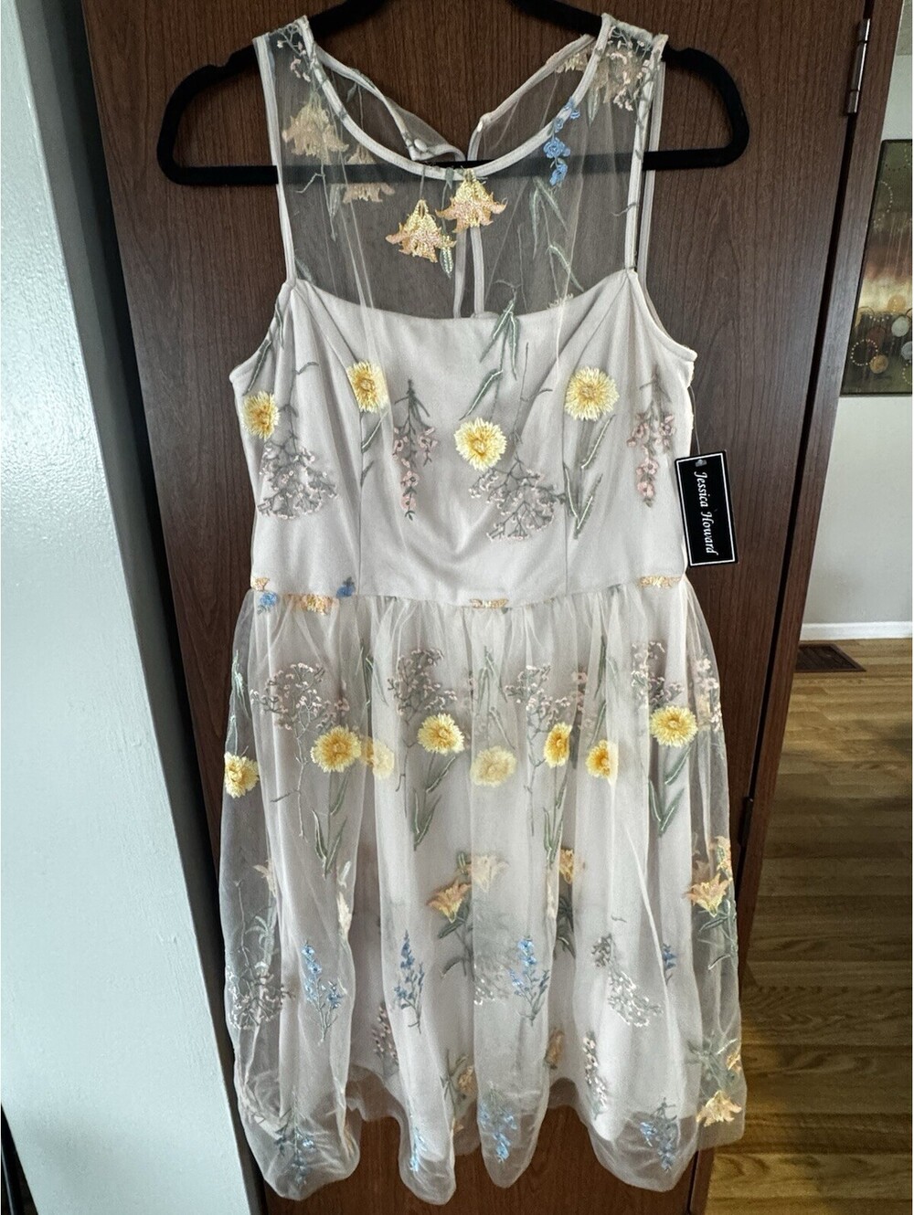 Jessica Howard Dress 10 NWT $109 Floral Embroidered Mesh Fit Flare Wedding